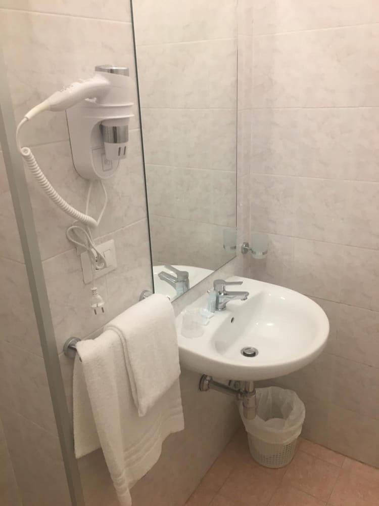 维尔德海岸酒店 卡斯蒂利翁切洛 外观 照片